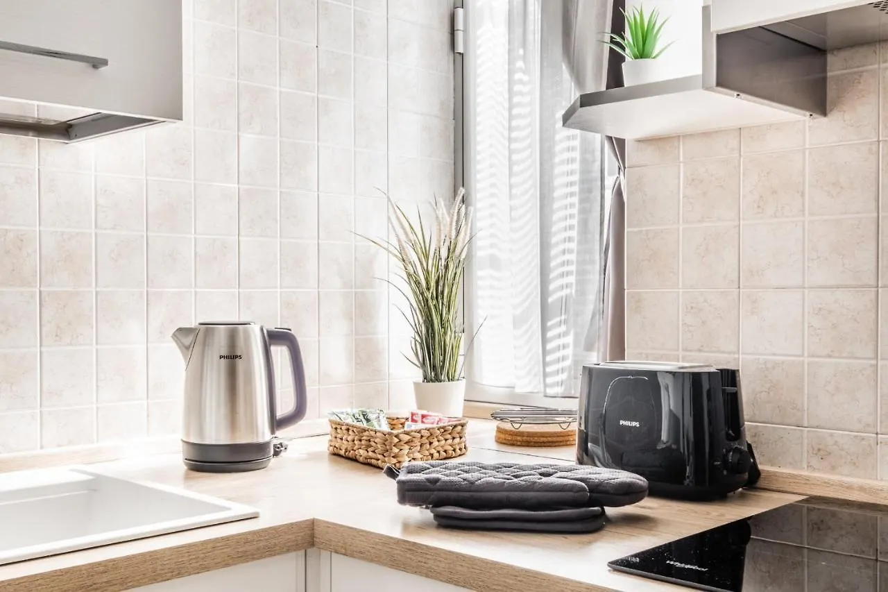 Pretty House Navigli-Duomo Netflix & Design Apartment Milan